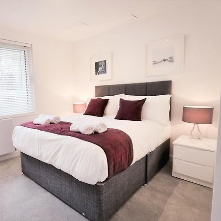 Roomspace Serviced Apartments - Kew Bridge Court Londyn Zewnętrze zdjęcie