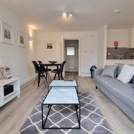 Roomspace Serviced Apartments - Kew Bridge Court Londyn Zewnętrze zdjęcie