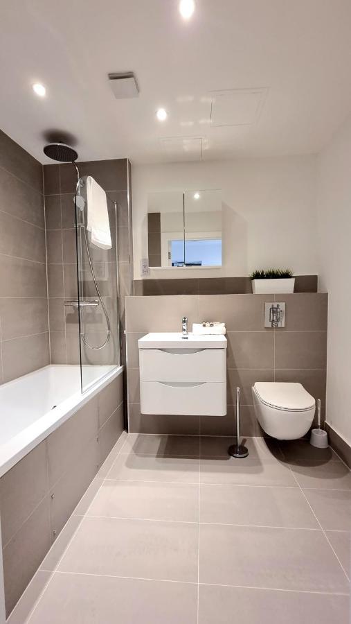 Roomspace Serviced Apartments - Kew Bridge Court Londyn Zewnętrze zdjęcie